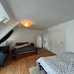 Nocleg ze śniadaniem Des Halles - D'hotes 3*