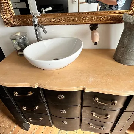 Des Halles - D'hotes 3* 萨韦奈