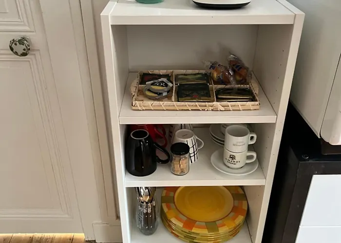 Des Halles - D'hotes 住宿加早餐酒店 3*