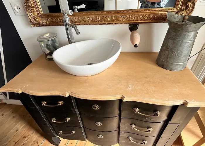 Des Halles - D'hotes 3* 萨韦奈